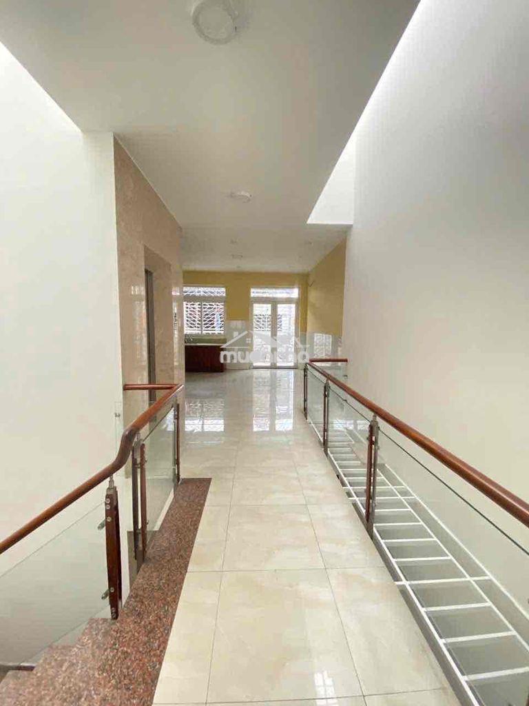 🚀 Cho thuê nhà mặt tiền d4 him lam q7 - có thang máy - sàn 600m2 -65tr - 4