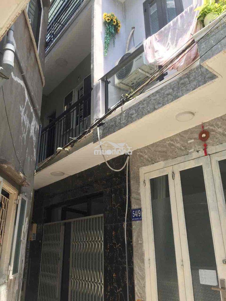 Nhà nguyễn thượng hiền, gv, 1 trệt 2 lầu, 4,2mx7m, 3 phòng ngủ, 3wc