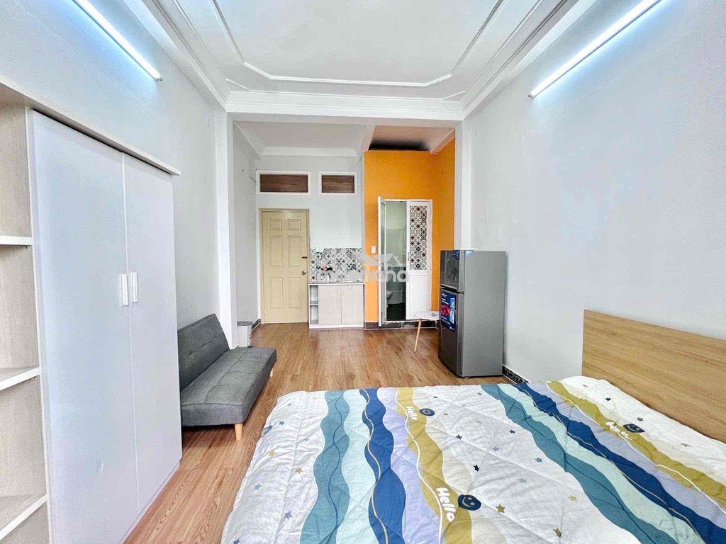 Phòng đầy đủ nội thất, ban công-cửa sổ, mặt tiền đường, ko chung chủ - 2