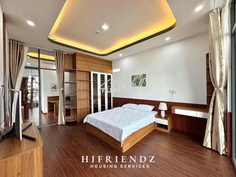 Cho thuê căn hộ 1pn mới – tách bếp – ban công – thang máy