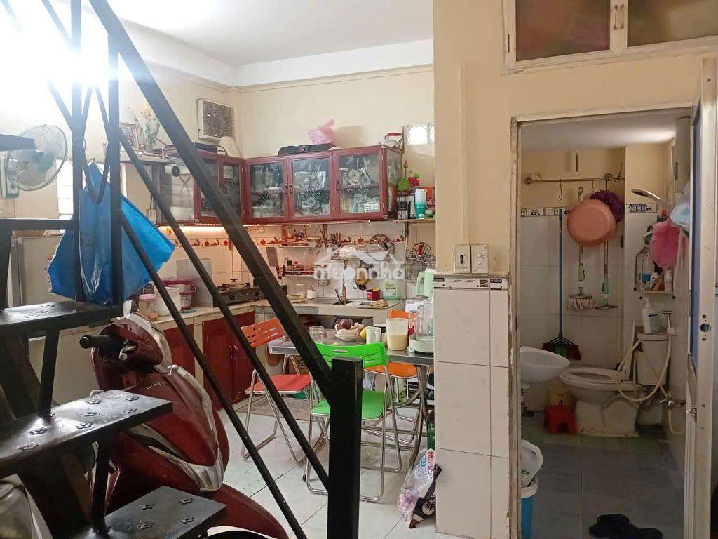3,85 tỷ - nhà trống, sổ riêng -  nhận ở nhay -  2 pn - 35m2 - - 4