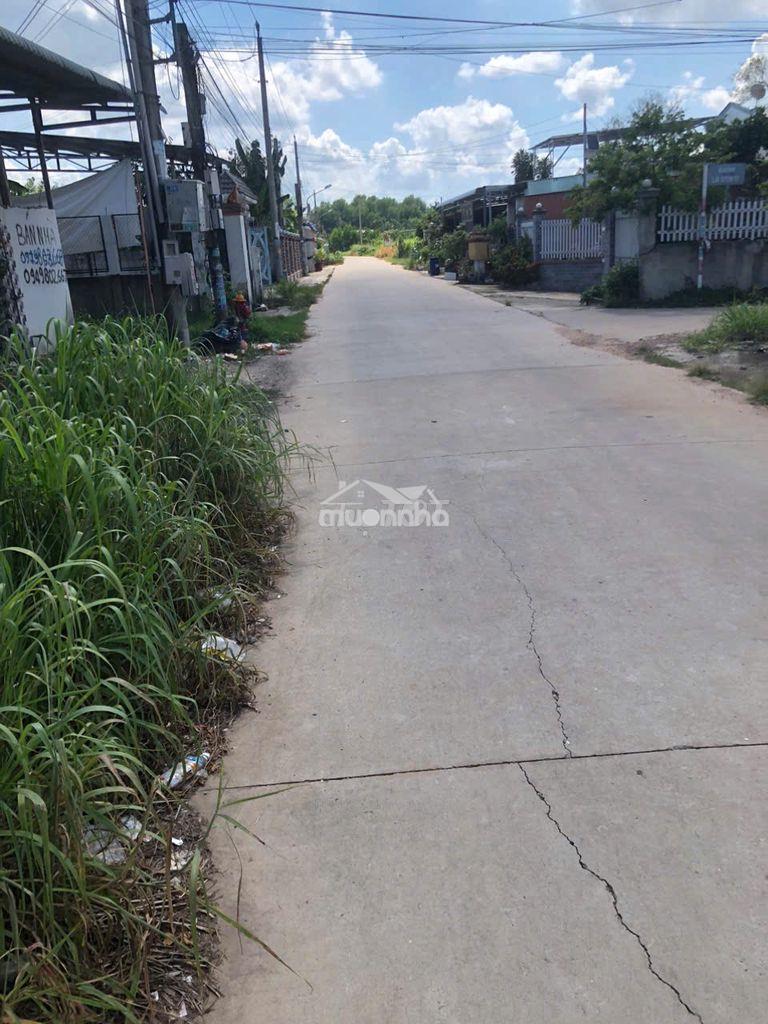 Nhà vườn gần chợ lai uyên, mặt đường, 500m, 2tr/tháng, vườn 20 cây mít - 4