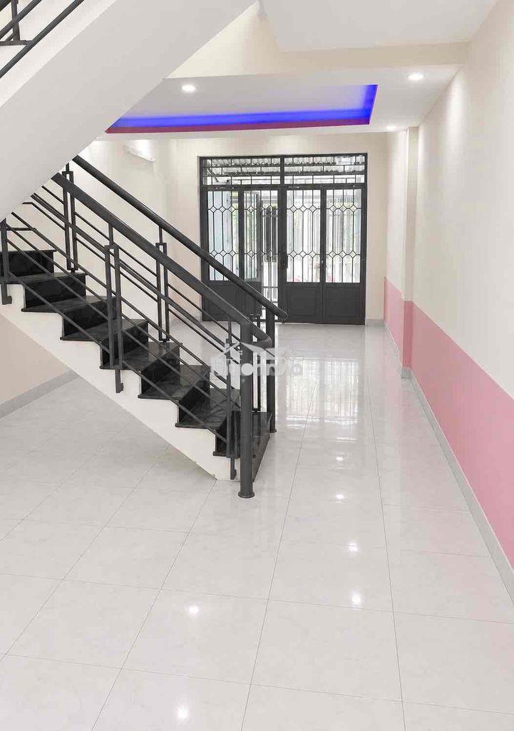 Cho thuê nguyên căn 4mx22m gác lửng hẻm lớn - 2