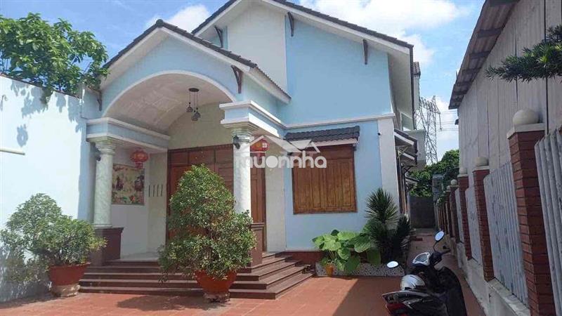 Cho thuê biệt thự 500m 6phòng ngủ ngay vòng xoay võ văn kiệt & mptv