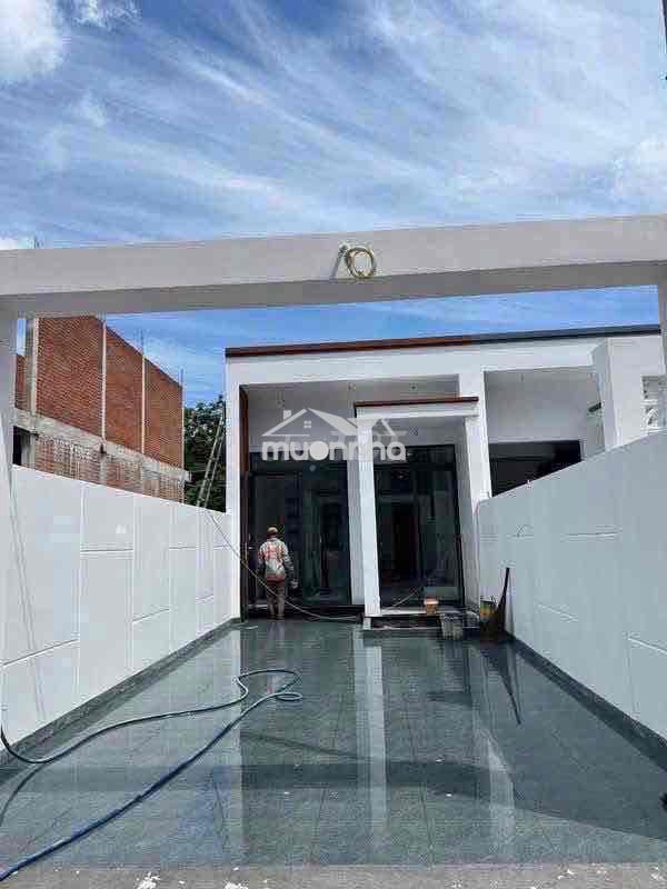 Chủ bán nhà 108m ngay chợ bưng cầu
