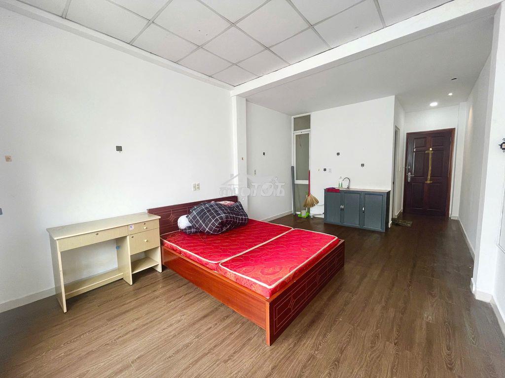 Phòng 30m2, thang máy, cửa sổ lớn, bảo vệ khu cư xá đô thành quận 3 - 3