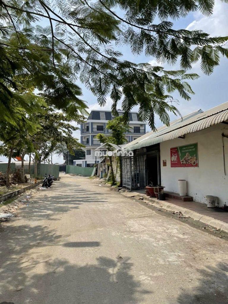 Kho trống view sông 235/50a đặng thùy trâm. dt 8x20m. - 2