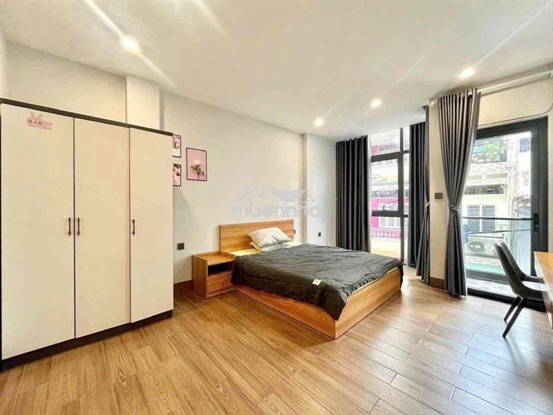 Cho thuê căn hộ ban công ngay lý thái tổ quận 3 full nội thất giá rẻ