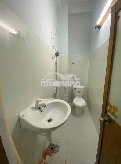 Nhà hẻm bình thới, trệt 2 lầu st, 4pn 3wc, 4x11m, 13tr  - 4