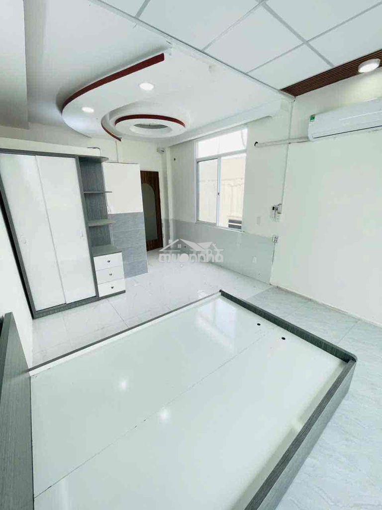 Căn hộ dịch vụ 1 phòng ngủ mới ở ngay đầm sen - 3