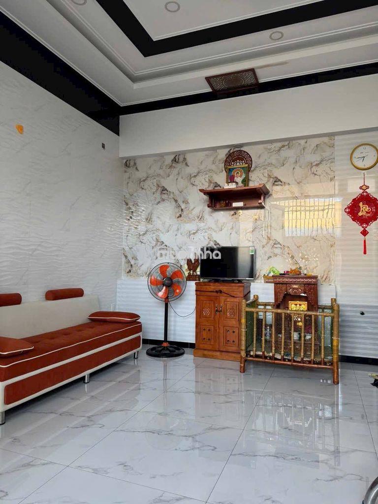 Nhà đẹp giá tốt 85m2 shr thổ cư, giồng cát tân phú trung giá 870 triệu