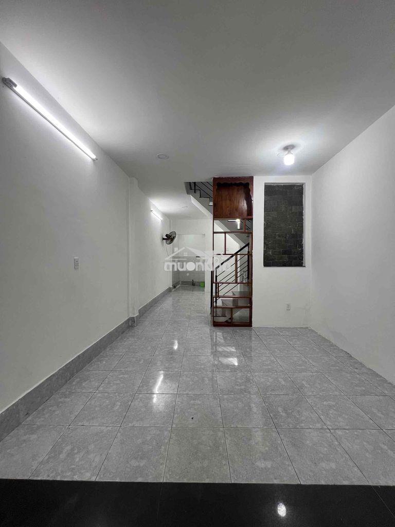 Cho thuê nhà nguyên căn hẻm 184 âu dương lân