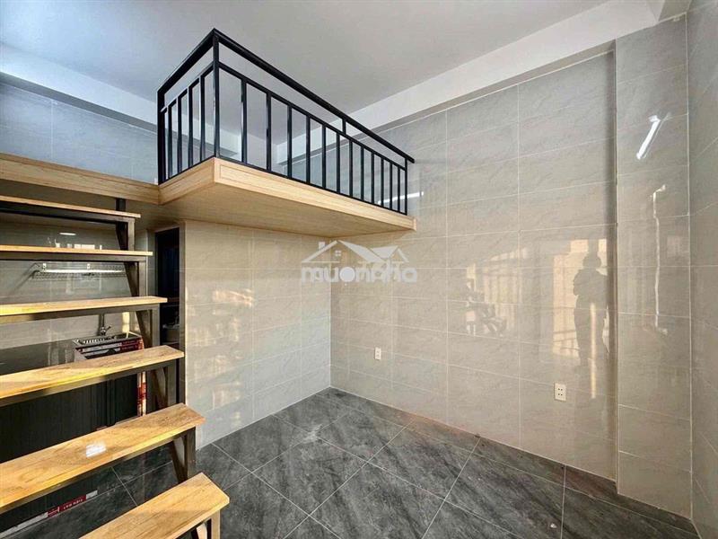 Phòng trọ có gác ban công sạch sẽ an ninh cuối thoại ngọc hầu