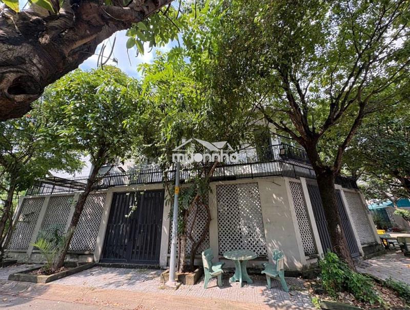 Cho thuê biệt thự góc,2 mặt tiền kdc hưng phú 1, phước long b, thủ đức