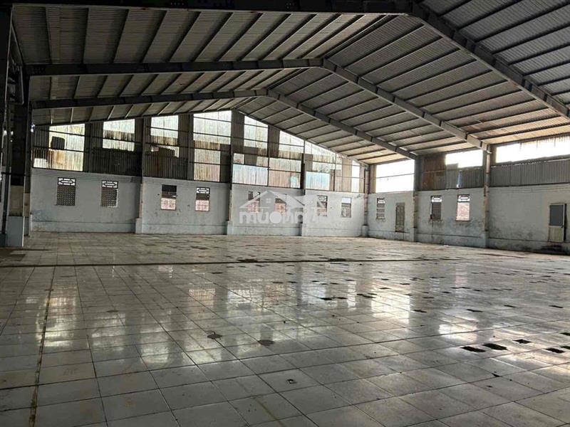 Xưởng thuận an 2000m/75tr có pccc có văn phòng
