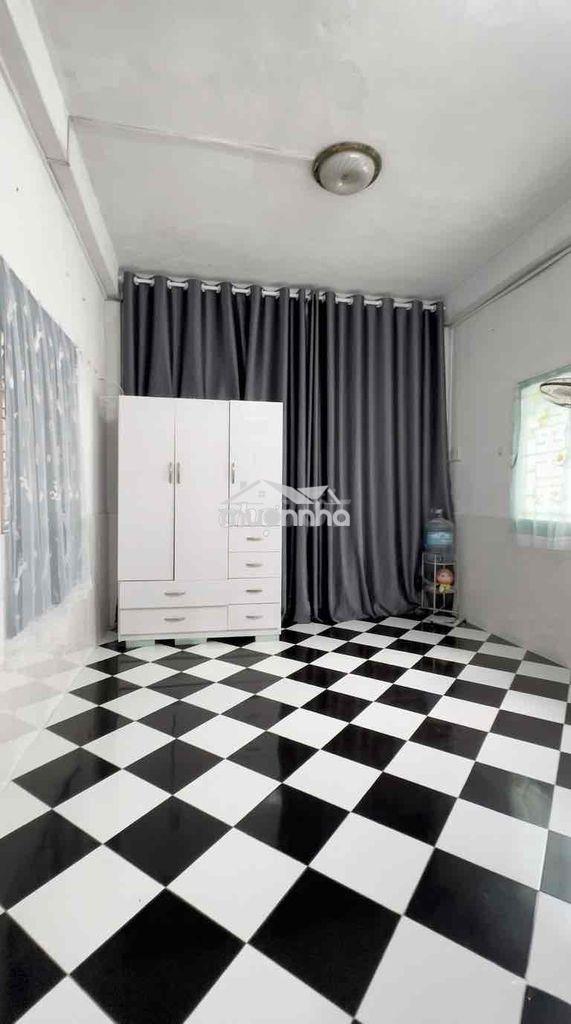 Phòng máy lạnh, cửa sổ q11 -gần đh y dược, bách khoa -4,2 triệu