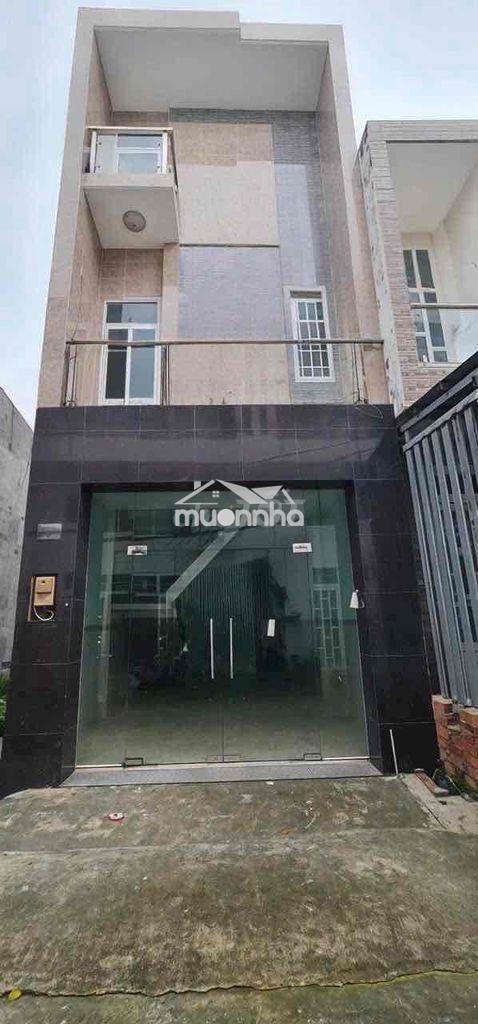 🔥🔥🔥 Nhà ngay vin 4pn hẻm xe tải long bình q9