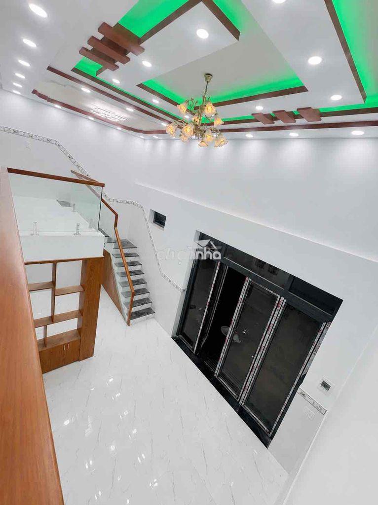 Nhà mới xây 2 tầng - mặt tiền hiếm 7m - hxh - ngay tô ngọc vân- chỉ 4x - 2