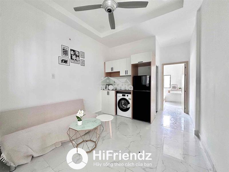Căn hộ 1 phòng ngủ tách bếp cửa sổ trời full nội thất ngay bà hom