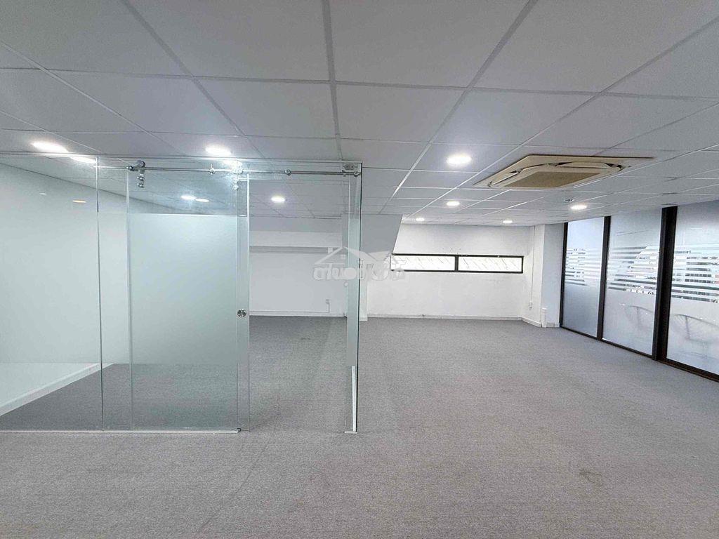 Văn phòng cư xá bắc hải q10 60m2 ngăn sẵn 1 phòng họp, có ban công - 3