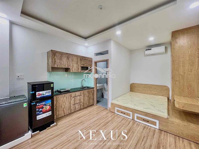 Thuê ngay phòng full nội thất, cửa sổ gần phan xích long, bờ kè, q1