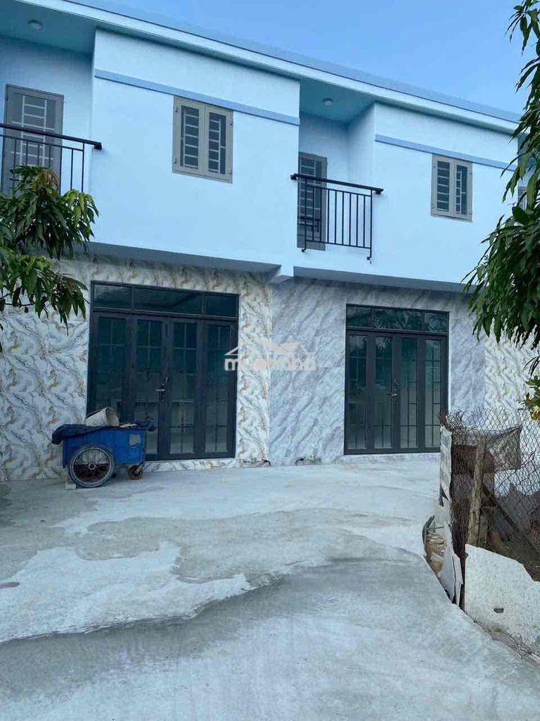 NHÀ 1 TRỆT 1 LẦU  LONG HẬU GIÁP NHÀ BÈ