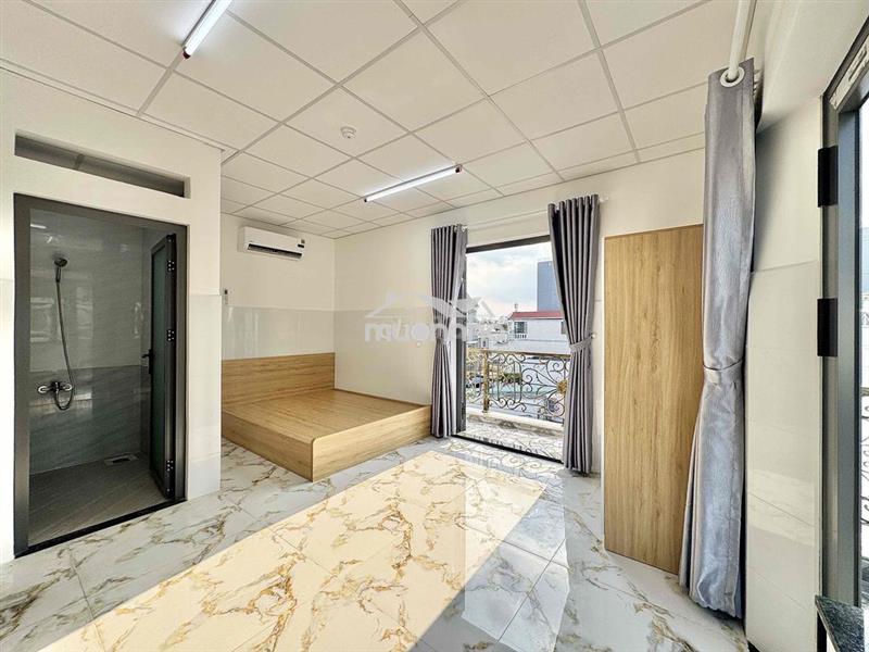 Cho thuê căn hộ cửa sồ ban công full nội thất đường phan huy ích