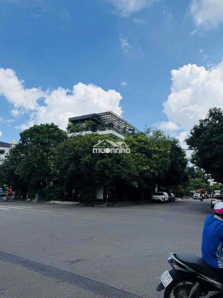 Cho nhà nguyên căn mặt tiền góc khu tên lửa