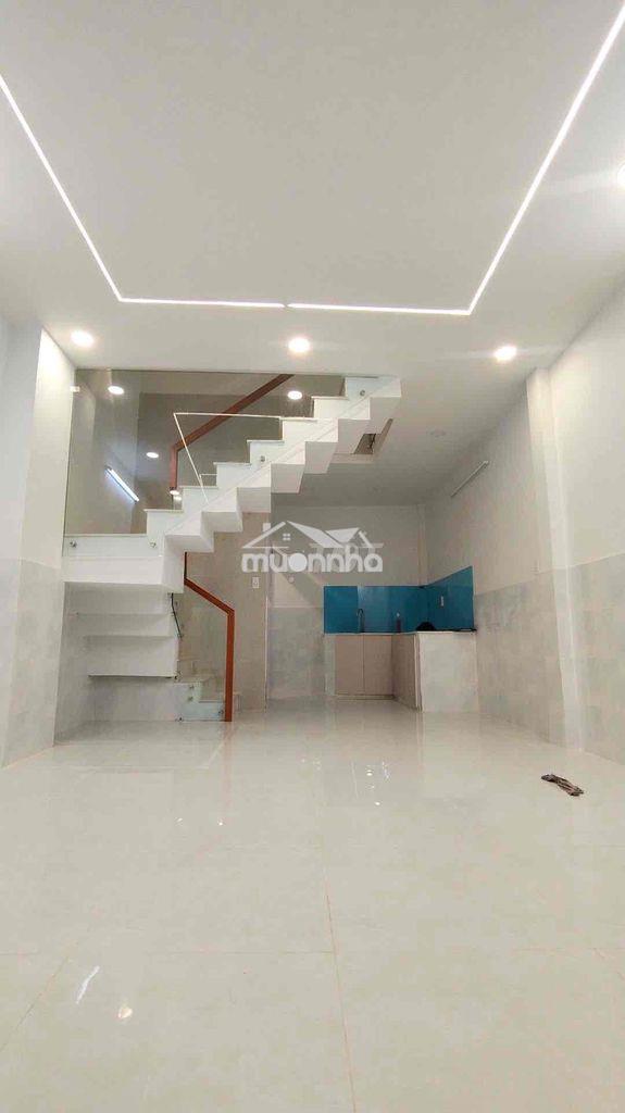 Nhà mới ngay eaon tân phú 2 tầng btct khu dan cu an ninh