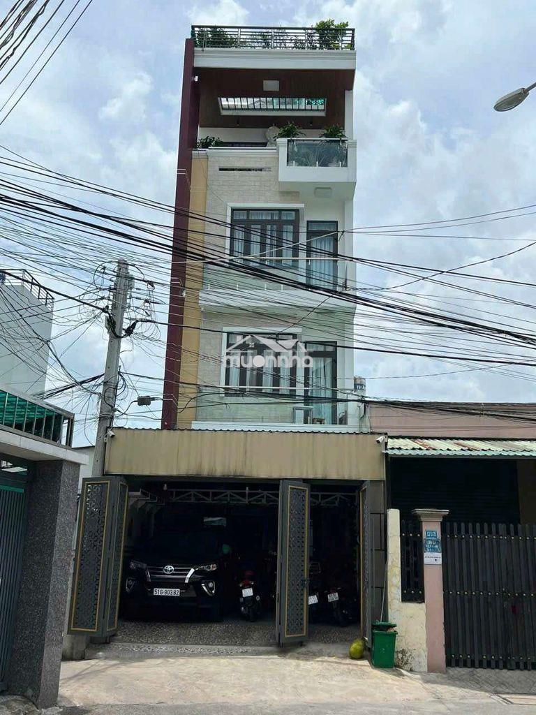 Nhà gần đường phạm văn đồng và bệnh viện thủ đức , phường an bình 