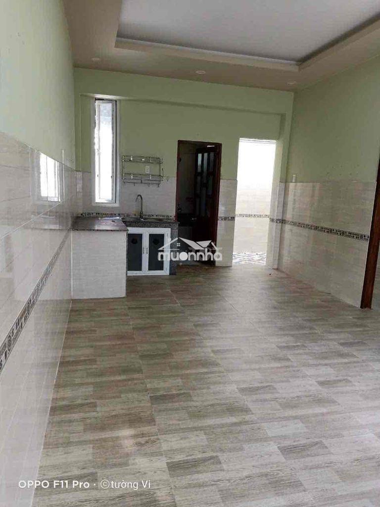 Cho thuê nhà  hẽm 288 huỳnh văn luỹ. 2pn.  sẵn 1 máy lạnh sân oto
