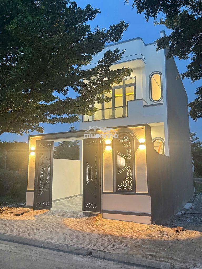 Chính chủ cần bán nhà 1trệt một lầu 