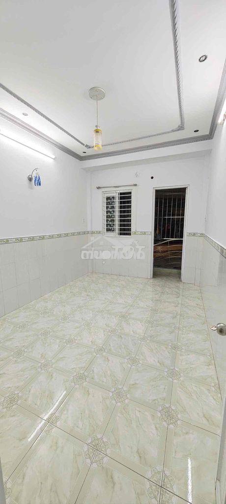 Cho thuê nhà q11- âu cơ giao lạc long quân - 2pn + 2wc- 9.5tr - 2