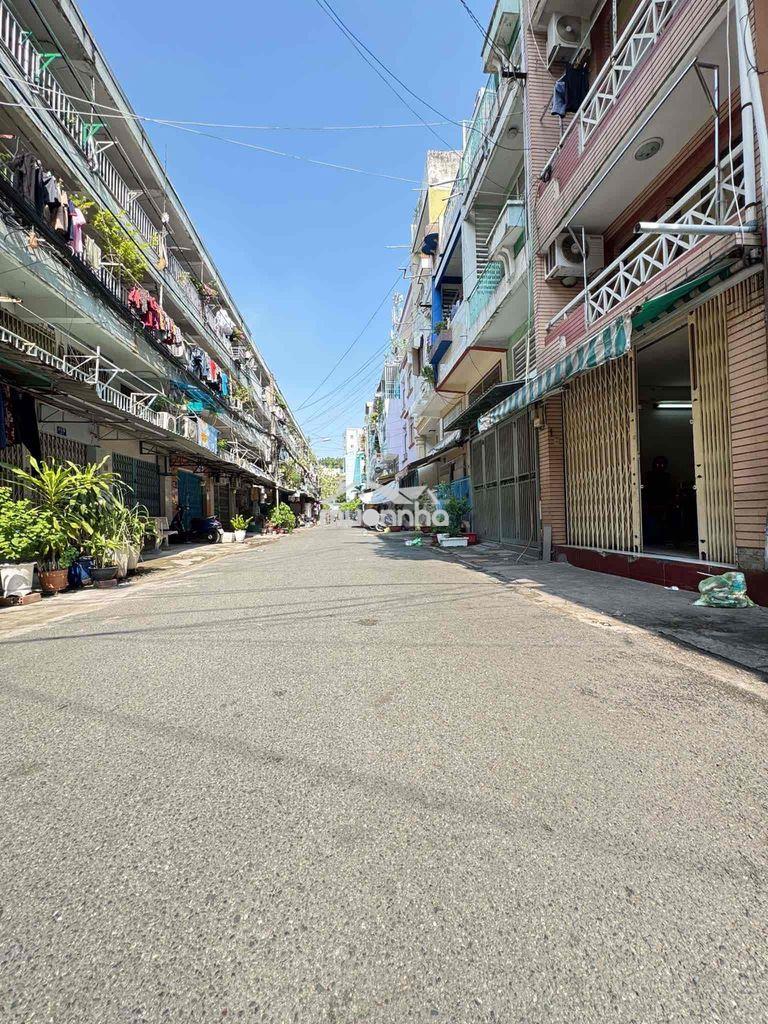 Hẻm xe hơi tránh thông đường sư vạn hạnh, quận 10 - đang có thuê 12tr/