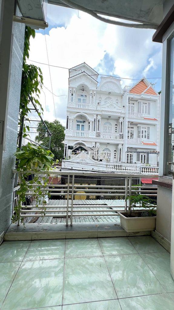 Chính chủ cho thuê phòng ban công lầu 1 thông thoáng đầy đủ nội thất - 4