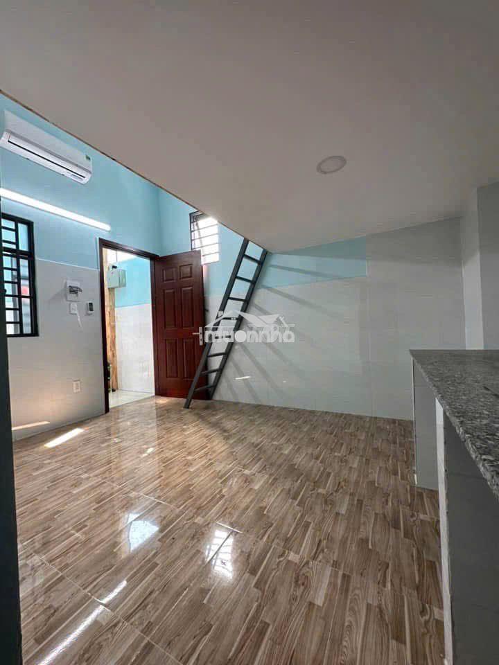 Phòng duplex có máy lạnh gần bệnh viện đh ngân hàng spkt  - 2