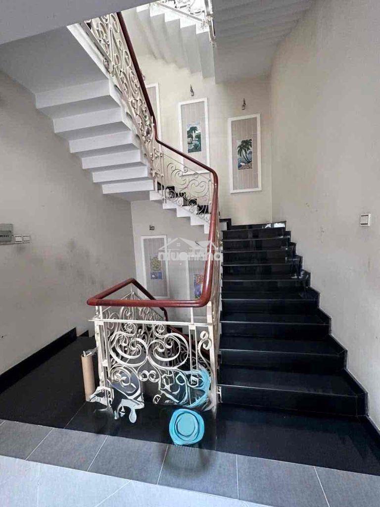 Biệt thự đối diện công viên khu tên lửa full nội thất - 3