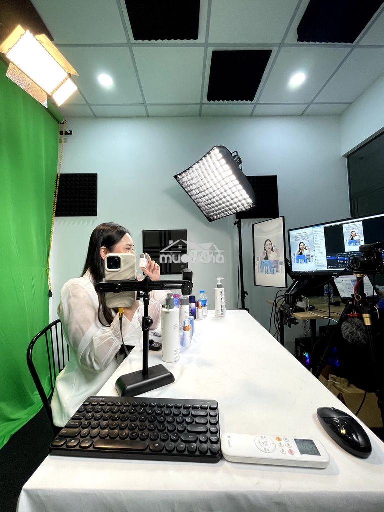 Cho thuê sàn livestream 150m² – full thiết bị, vào là live!