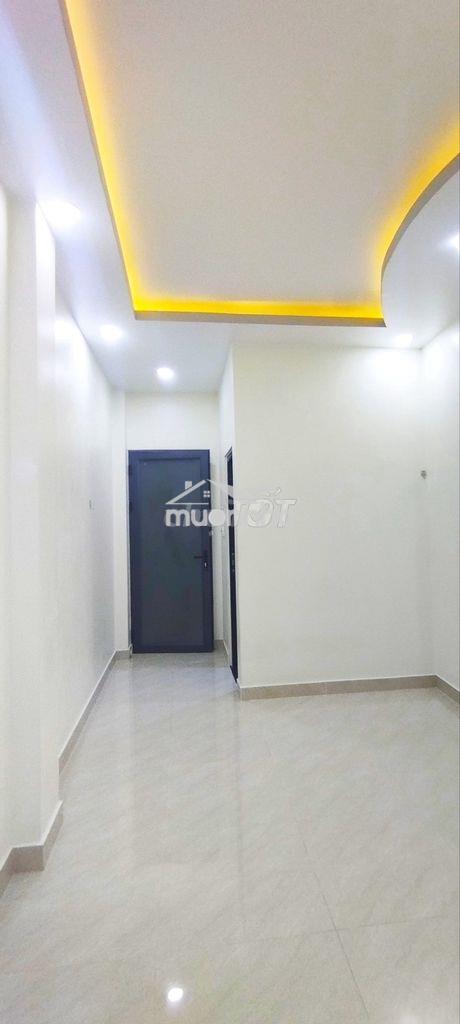 Phòng trọ mới-trung tâm quận 3-giá ***