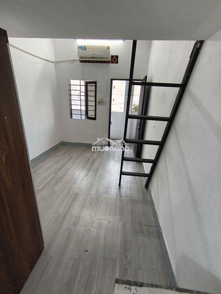 Phòng thoáng, gác cao, gần kcx tân thuận, q7 - 3