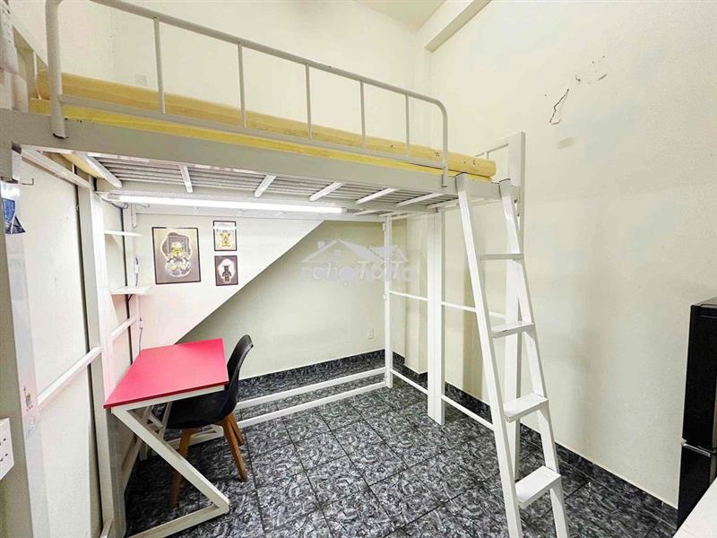 🏡Trống sẵn phòng 3,xx ngay lê lai q1 có tủ lạnh máy lạnh như hình 🏡