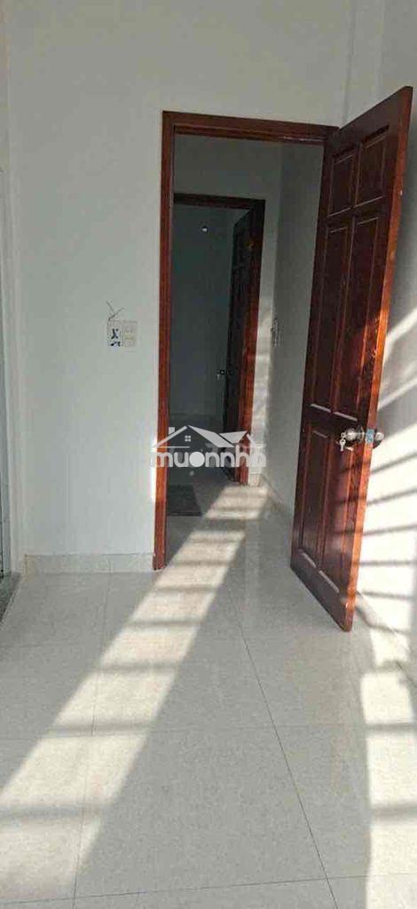 Nhà 1 lầu 2 phòng ngủ giá 6tr/ tháng - 3