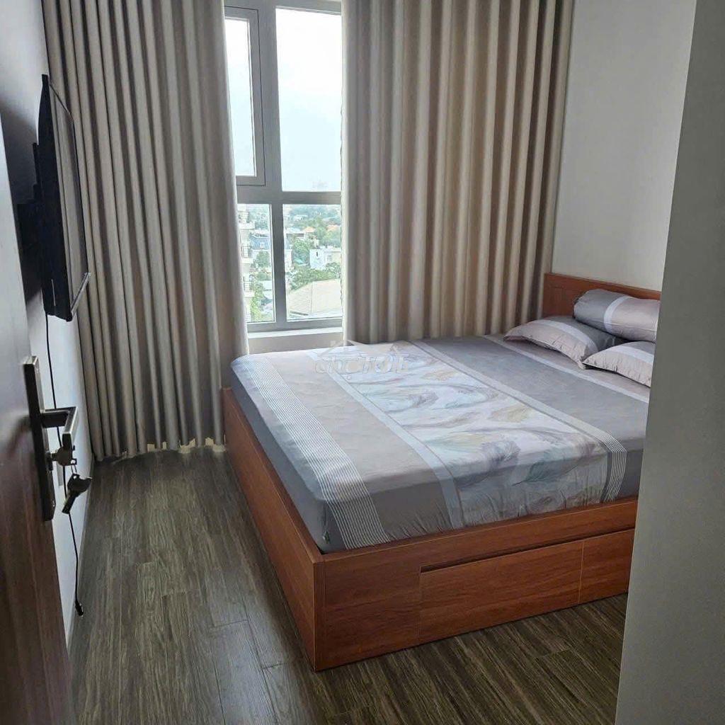 Cho thuê cc carillon 2 có nội thất, 2p ngủ, giá 10tr/th - 4