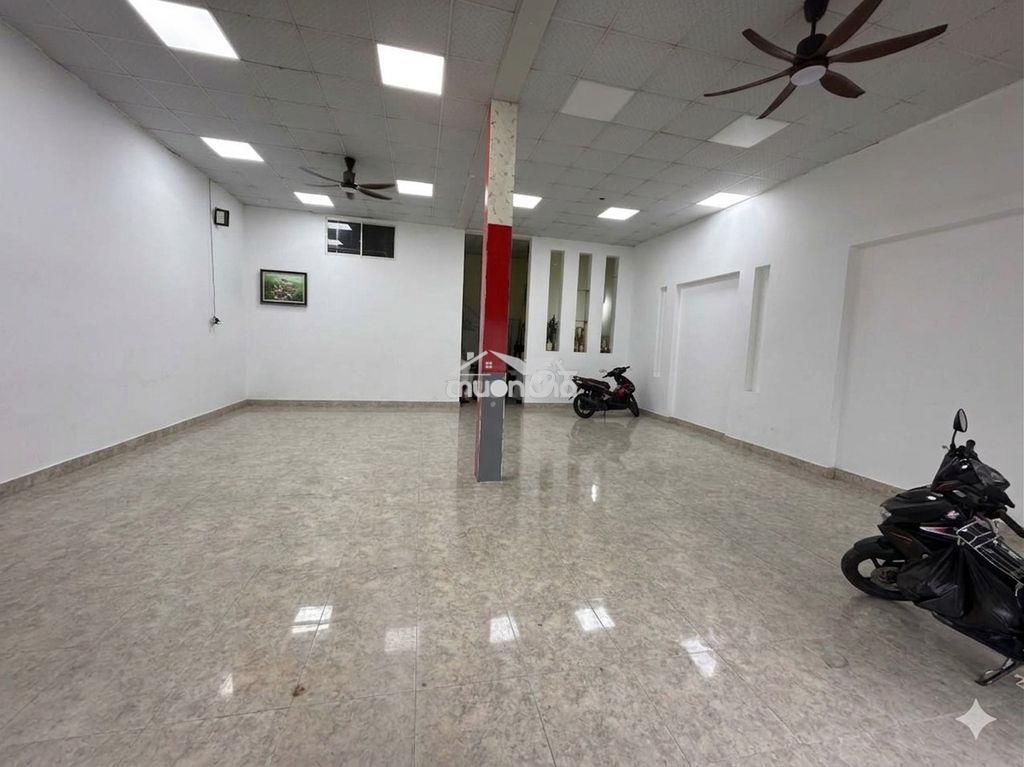 Cho thuê mặt bằng rộng 10m ngang sạch đẹp - 3
