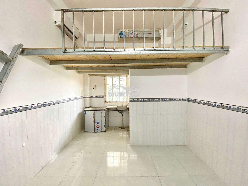 Ngay cầu nguyễn tri phương gần q10 q5 - trọ gác sinh viên - thoải mái  - 2