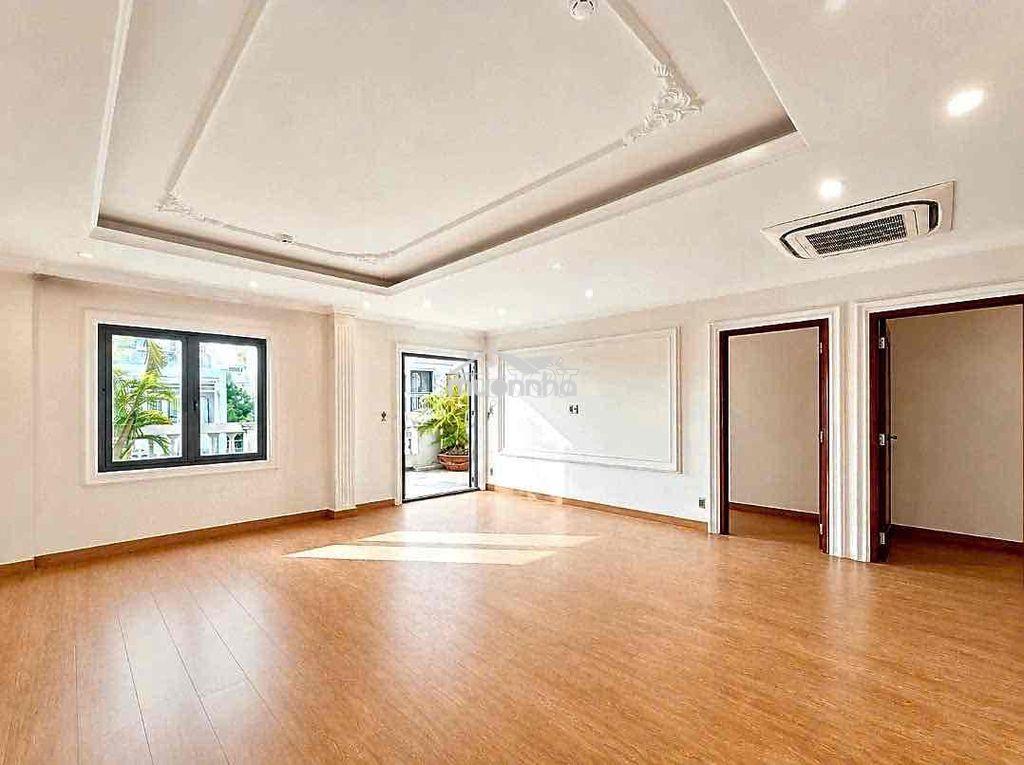 Văn phòng q10 - 125m2 giá siêu tốt - ngay sát vạn hạnh mall - 3