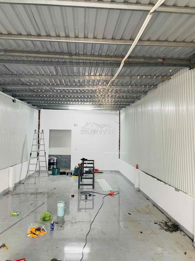 Nhà xưởng gần ngã tư nước đá - 3