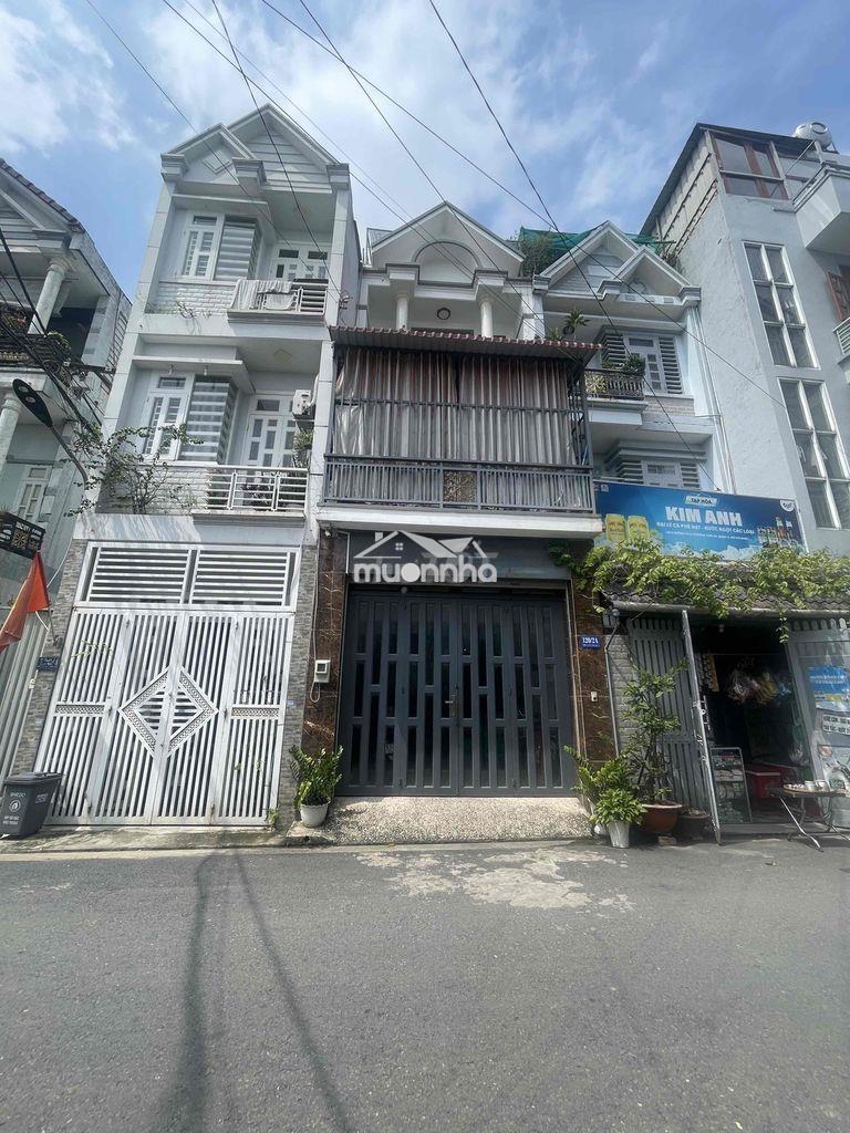 Nhà chính chủ đang ở, cần bán nhanh cho người có thiện chí mua