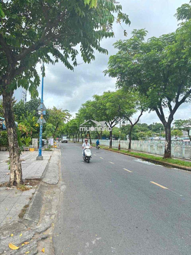 Cần bán gấp căn nhà.