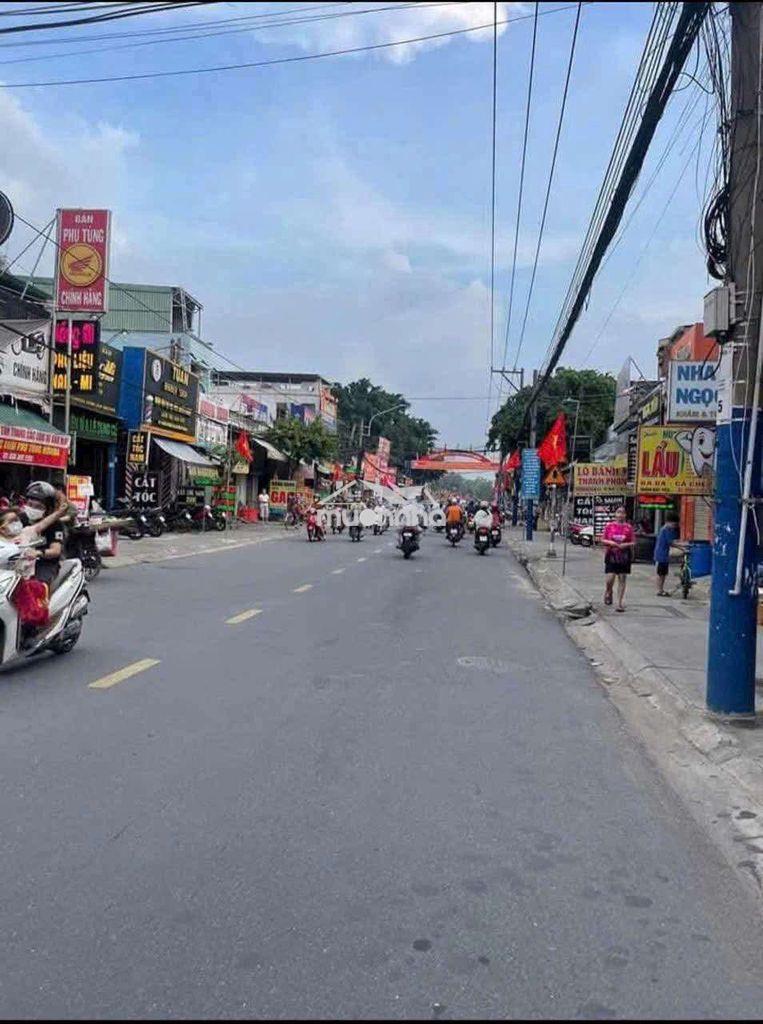 Nhà 2 lầu ngay trung tâm hành chính dĩ an - 2